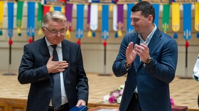 Андрій Годик привітав ЛНУ ім Франка зі святом