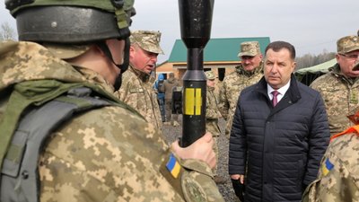 Полторак розповів, яку військову техніку ЗСУ отримають на озброєння цього року