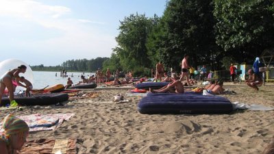 На Шацьких озерах відновлюють роботу бази відпочинку