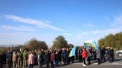 Львівщина зустріла тіло захисника України (ФОТО)