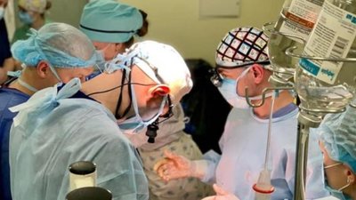 На Львівщині продовжують працювати дитячі кардіохірурги