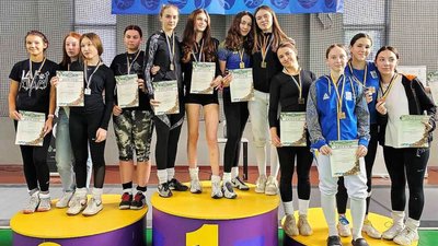 Шпажистка Мілана Іванова – срібна призерка юніорського чемпіонату України (ФОТО, ВІДЕО)