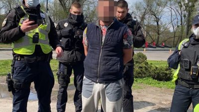 У Києві затримали чоловіка, який вистрілив у дорожника (ФОТО, ВІДЕО)
