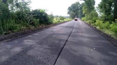 До уваги водіїв: у Жовківському районі ремонт дороги на ділянці Сопошин-Мацошин