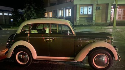 З України намагались вивезти ретро-автомобіль 1955 року випуску (ФОТО)