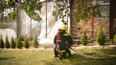 У Львові горів житловий будинок