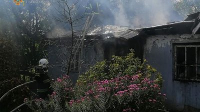 У Миклашеві горів житловий будинок (ФОТО)