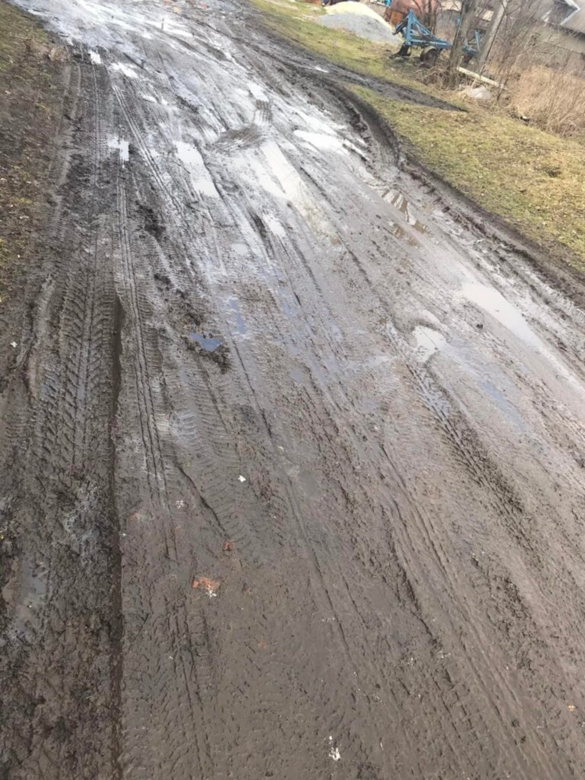 У Куликові дорога перетворилась на болото, фото Галя Бойко
