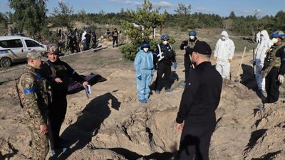 ​​Поліція ексгумувала перші 20 тіл у деокупованому Лимані