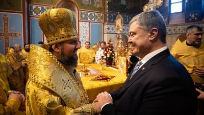 Порошенко в історії з отриманням Томосу дуже нагадує Черчилля, - Курінний