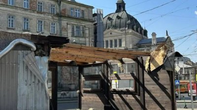 У центрі Львова закрили улюблені кури-гриль