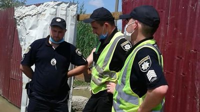 У Львівській області до озера не пускають відвідувачів (ФОТО)
