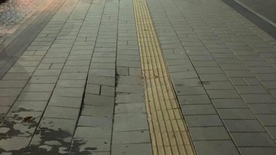 У Львові на відремонтованій Шевченка вже виявили недоліки ремонту (ФОТО)
