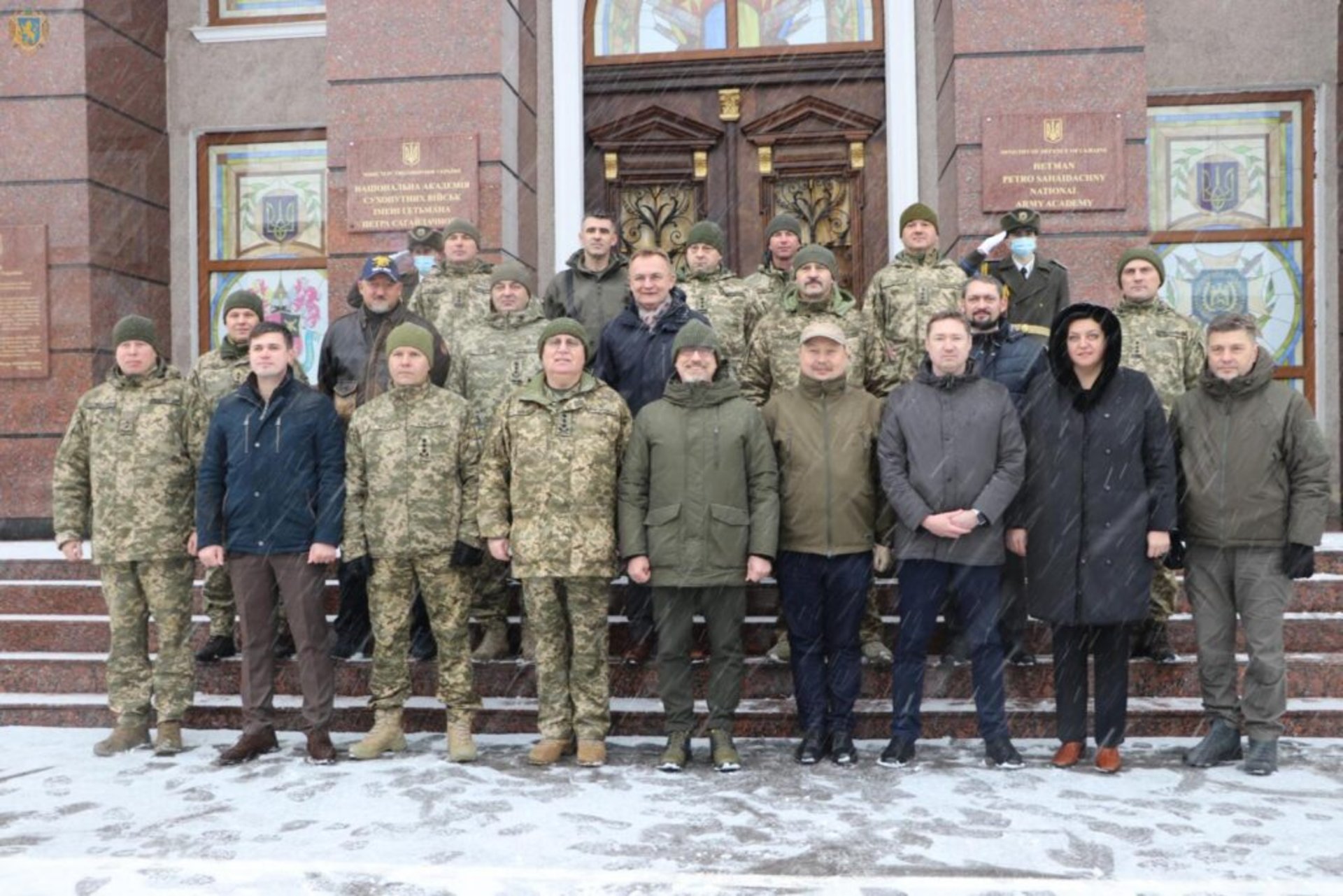 Міністр оборони України привітав з професійним святом особовий склад Національної академії Сухопутних військ у Львові, фото ЛОДА