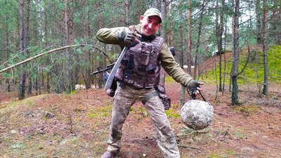 Прийшов у військкомат з мачете: боєць волинської ТрО готовий покришити ворогів на "кубики"