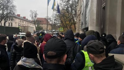 Голова Львівської ОДА Козицький три години ігнорував протест (ВІДЕО)