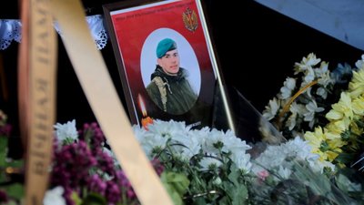 У Львові віддали останню шану воїну Івану Сакалю (ФОТОРЕПОРТАЖ)
