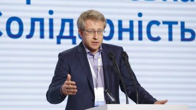 Сьогодні ДБР обшуковує Бірюкова, завтра прийде до вояка, який захищав Україну – і на цій державі можна буде ставити крапку, - журналіст