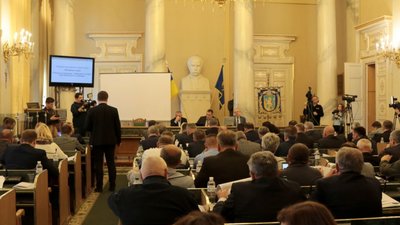 Як депутати Львівщини зібрались на чергове пленарне засідання (ФОТОРЕПОРТАЖ)