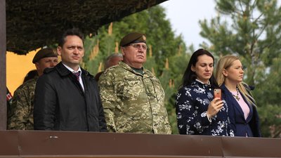 На Львівщині висадились американські "Клекотливі орли"