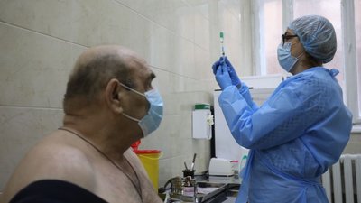 Львівська область розпочинає щеплення вакциною "CoronaVac"