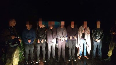 На Львівщині затримали групу нелегальних мігрантів та пособників