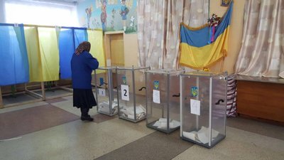 На 20 дільницях Львівської області спостерігачі зафіксували спроби видачі бюлетенів без паспорта