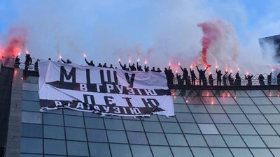 "Кава на Хрещатику": у Києві зібралися противники Саакашвілі