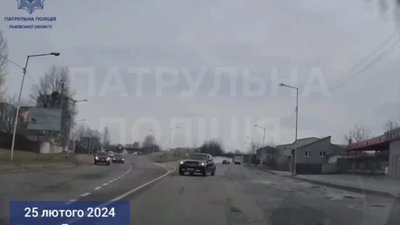 У Львові патрульні покарали 20-річного водія Mercedes - Benz ML 63
