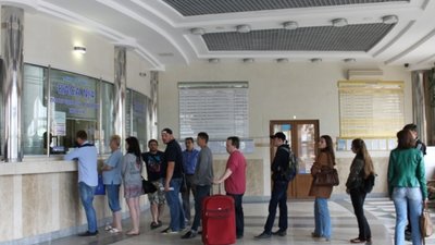 Щодоби у довідкове бюро  вокзалу Львова звертається близько тисячі пасажирів
