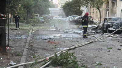 Садовий показав наслідки обстрілів Львова