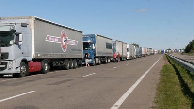 Україна і Польща запустять на кордоні спільні пункти пропуску