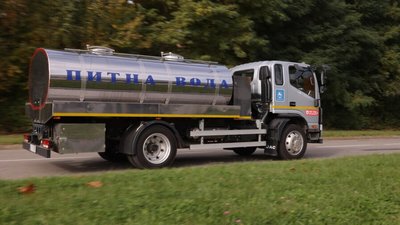 У Львові працюють пункти підвозу води