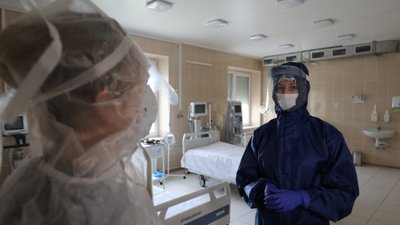 В інфекційній лікарні Львова перебуває 30 медиків з COVID-19
