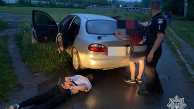 У Львові водій збив двох пішоходів і поїхав геть — патрульні знайшли втікача