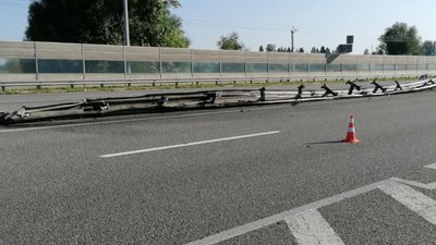 На трасі “Київ-Чоп” перекинулася маршрутка (ФОТО)