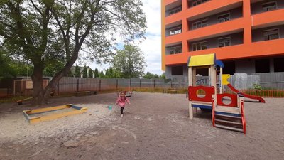 У Львові частину дитячого майданчика віддали у приватну власність забудовнику (ФОТО, ВІДЕО)