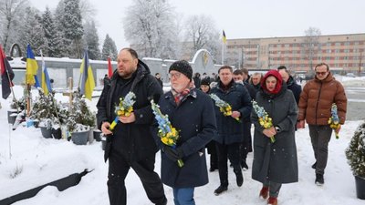 Стефанчук приїхав до Львова (ФОТО)