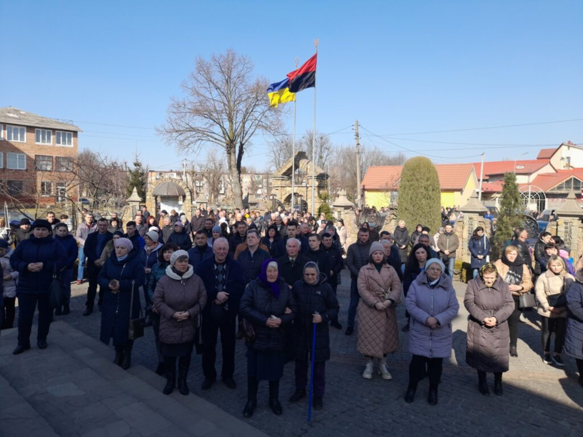 Львівщина провела в останню путь ще одного Героя України, фото НеоРадіо