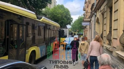У Львові зупинились тролейбуси Садового (ФОТО)