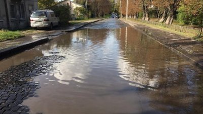 Внаслідок зливи частина Замарстинівської перетворилася на водойму