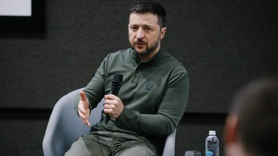 Зеленський зустрівся із студентами у Львові