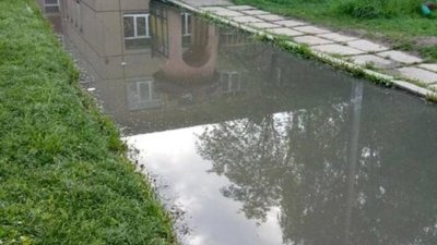 53-тє військове містечко Яворова топить каналізація (ФОТО)