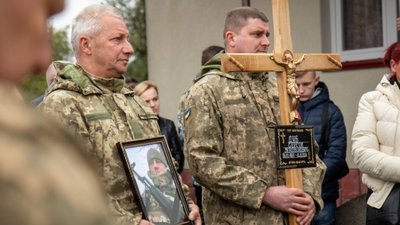 Доброгостів попрощався з полеглим воїном Сергієм Дубом