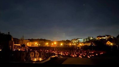 На Личаківському цвинтарі запалили лампадки