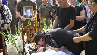 На Львівщині попрощалися з 22-річним Героєм (ВІДЕО)