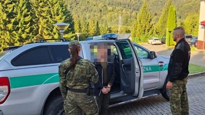 Двоє українців незаконно перетнули кордон до Польщі