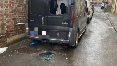 Львівські патрульні із небайдужими громадянами затримали ймовірного крадія з авто