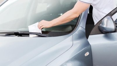 За 2022 рік у Львові інспектори з паркування виписали штрафів на понад 97 мільйонів гривень