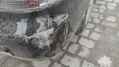 У Львові 23-річний водій пошкодив три автомобілі (ФОТО)